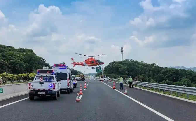 怀集高速公路汽车救援案例