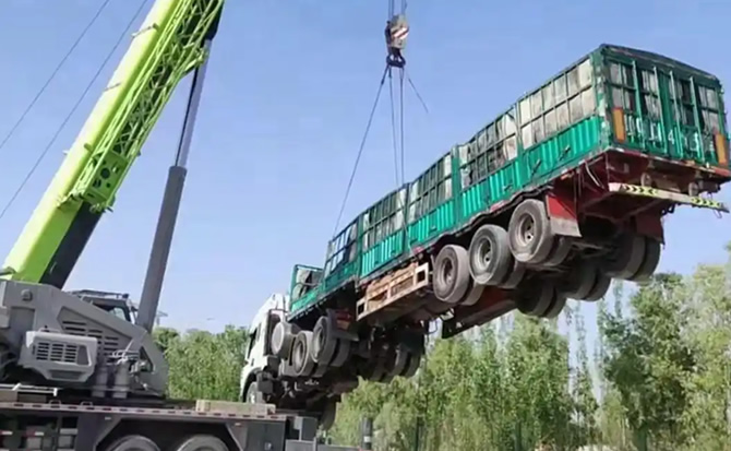 怀集道路脱困救援案例